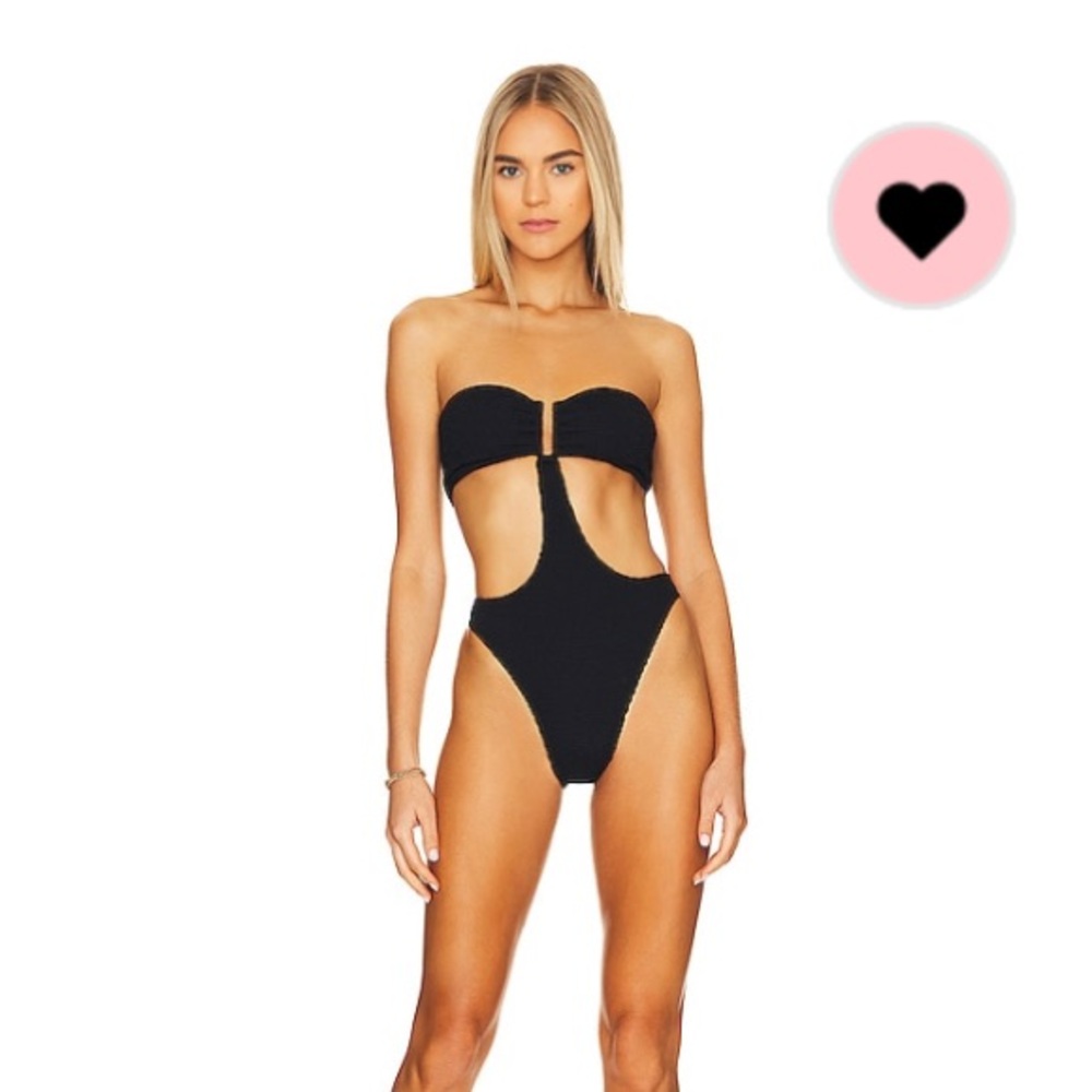 Beautiful Bond Eye Thera One Piece in Black One Size